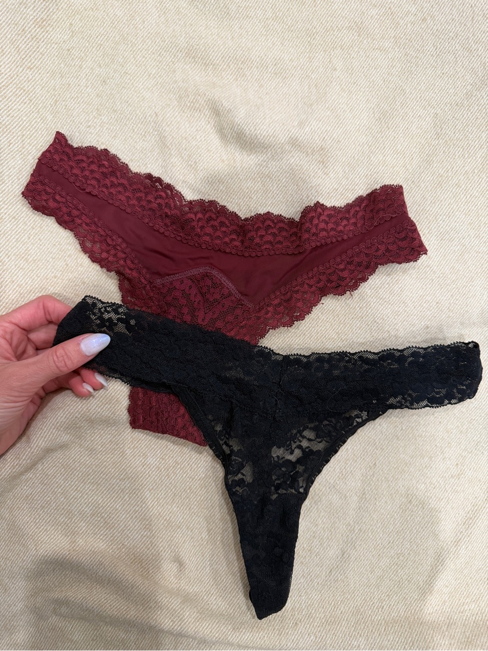 Women's Lace Thong Panty Set - Black & Burgundy